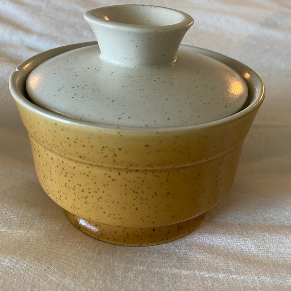 Vintage 70's small kitchen container